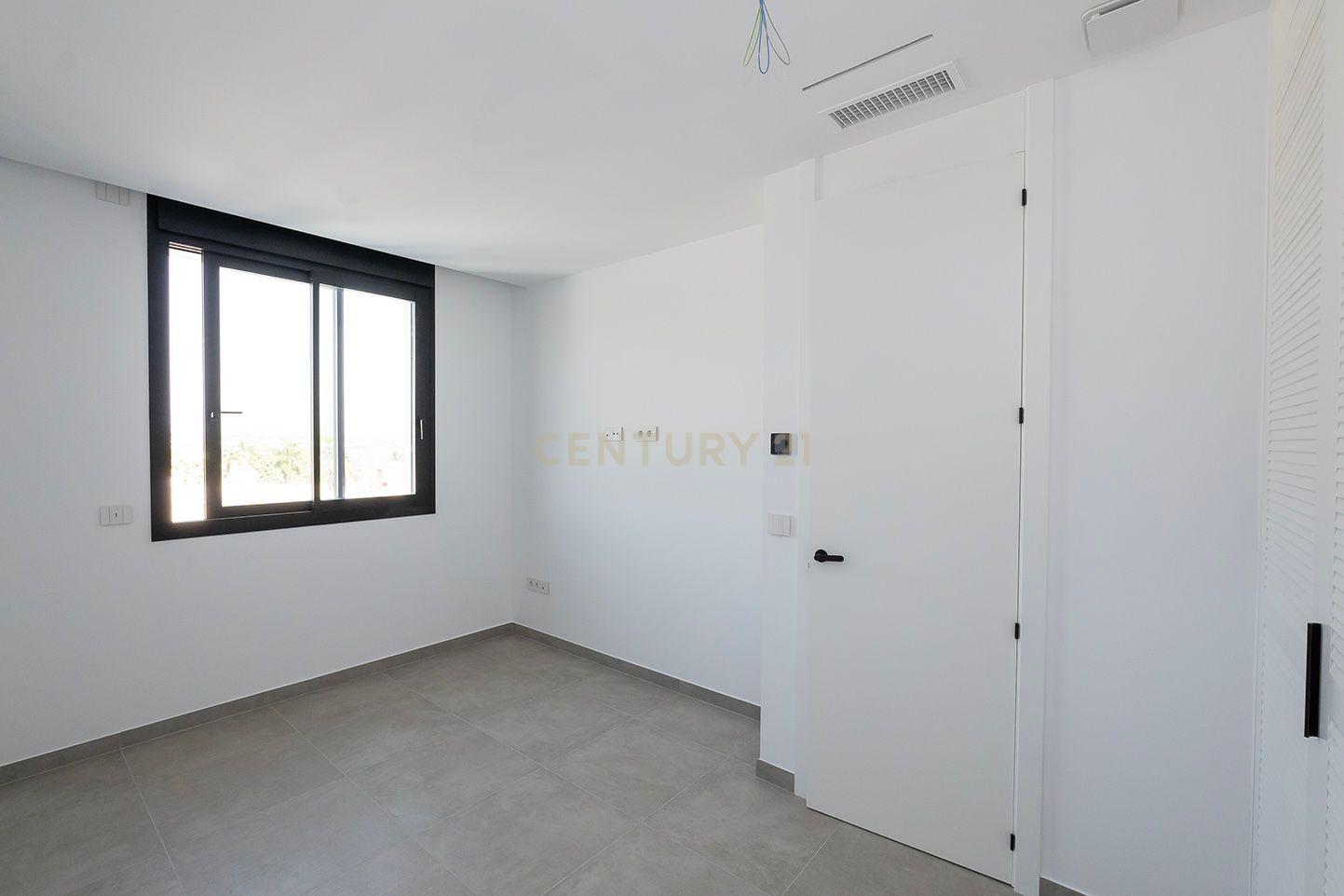 Descubra a Vida de Luxo na El Albir - Image 48