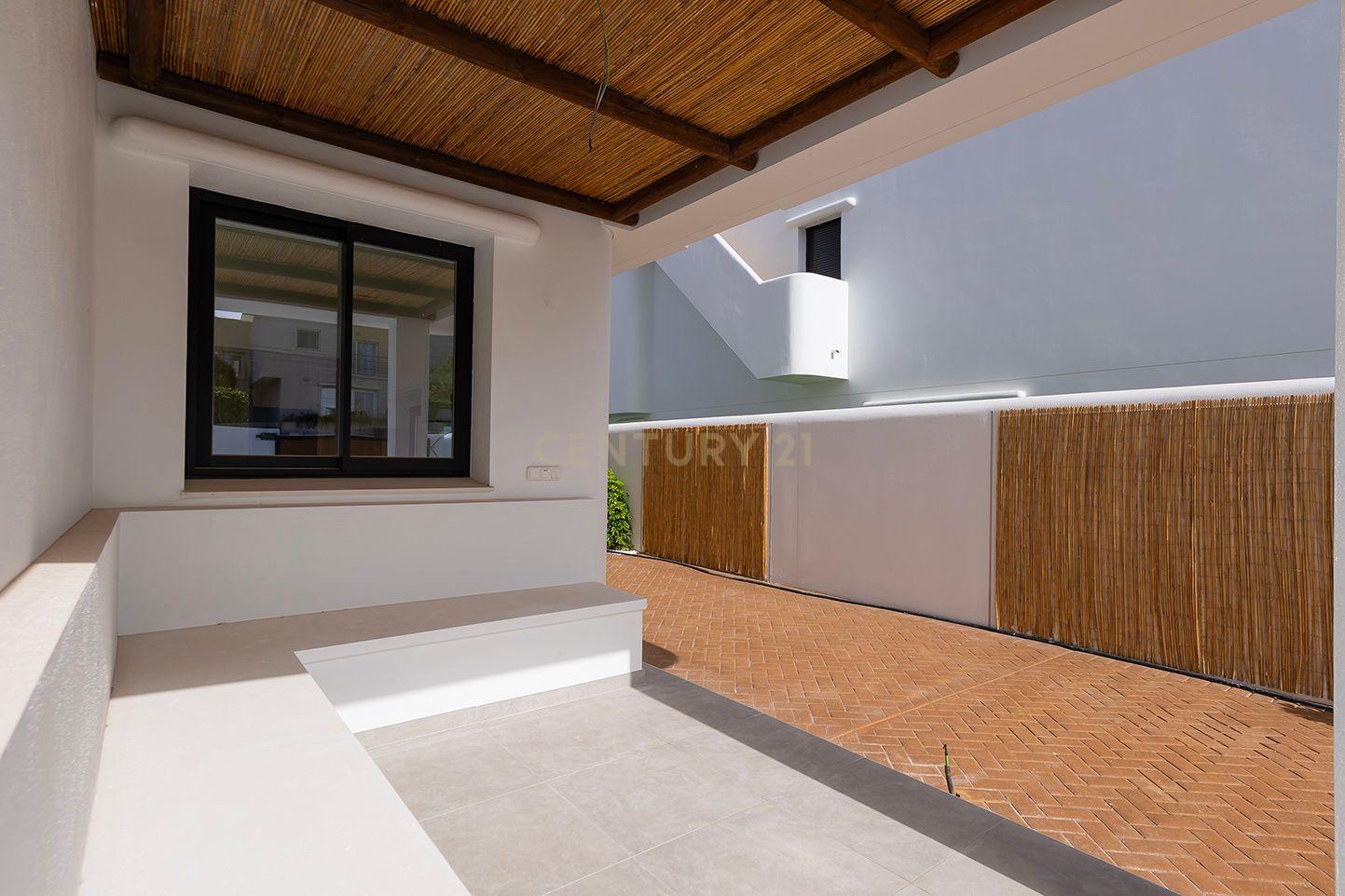 Descubra a Vida de Luxo na El Albir - Image 8