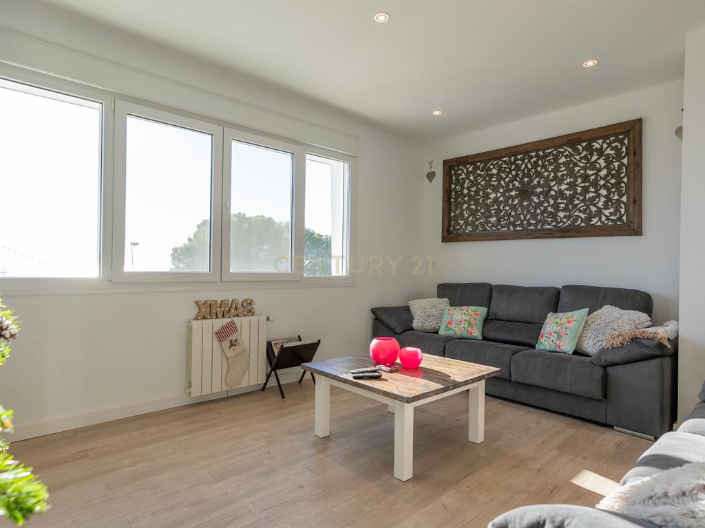 undefined - Image 28