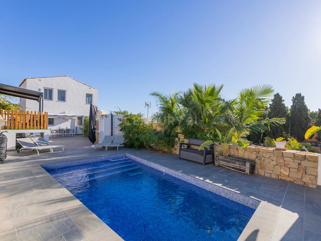 undefined - Image 39