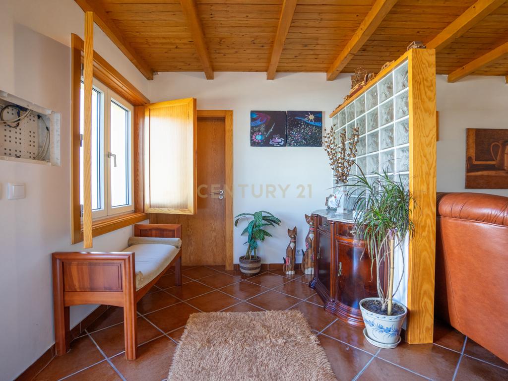 Moradia T3 , Moradia T2 e Moradia T3+2 com piscina, terreno, garagem r alojamento Local Gois - Image 43