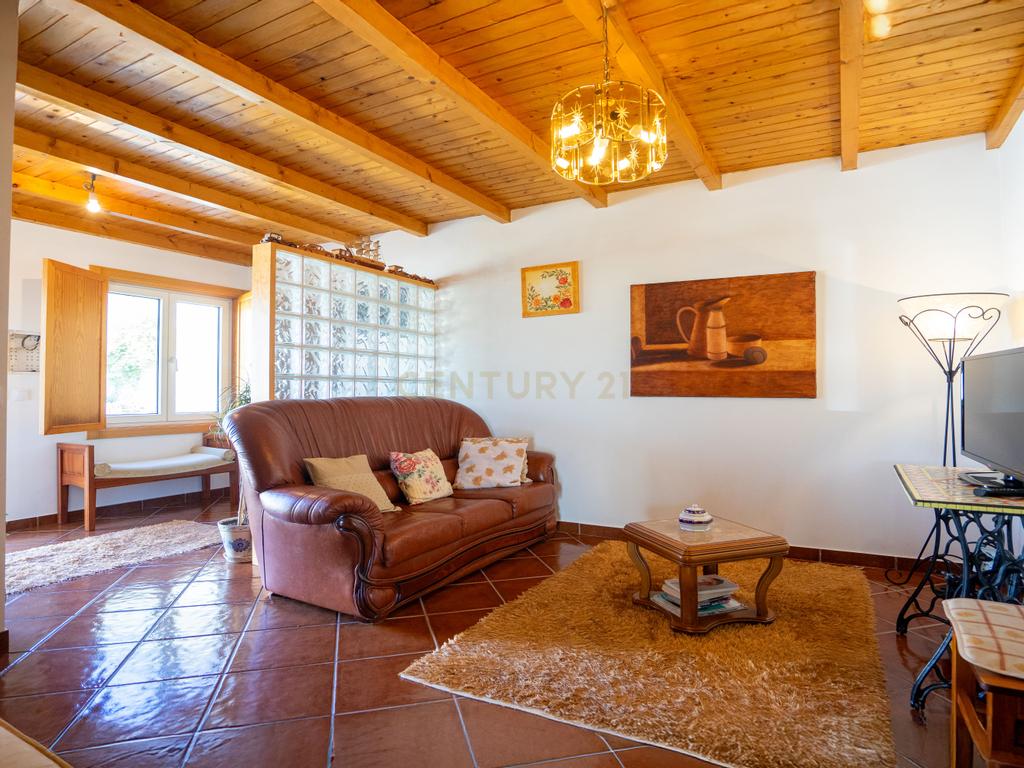 Moradia T3 , Moradia T2 e Moradia T3+2 com piscina, terreno, garagem r alojamento Local Gois - Image 19