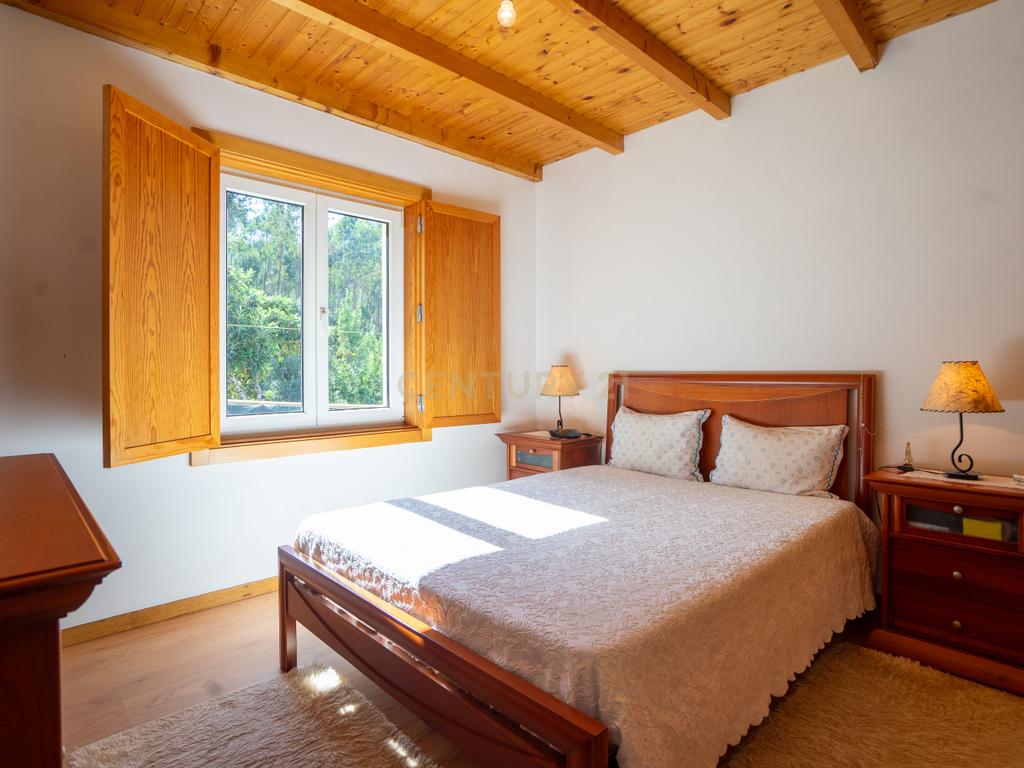 Moradia T3 , Moradia T2 e Moradia T3+2 com piscina, terreno, garagem r alojamento Local Gois - Image 3