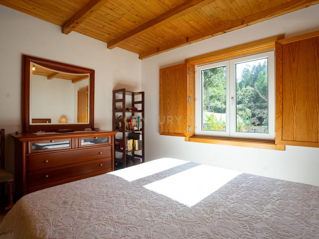 Moradia T3 , Moradia T2 e Moradia T3+2 com piscina, terreno, garagem r alojamento Local Gois - Image 24