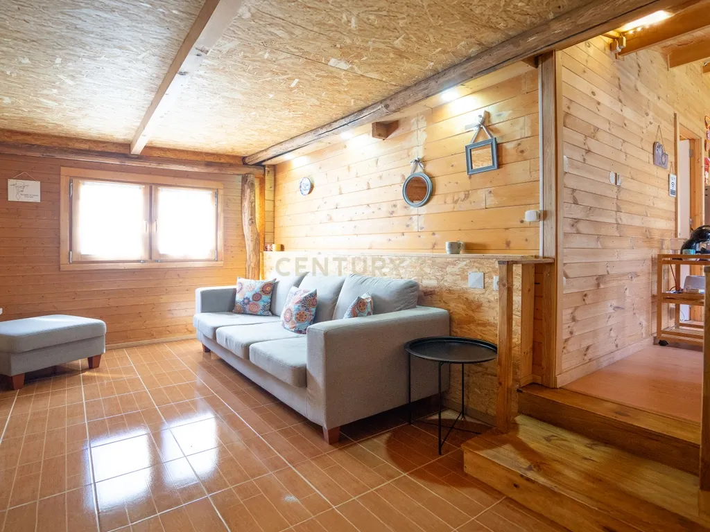 Moradia T3 , Moradia T2 e Moradia T3+2 com piscina, terreno, garagem r alojamento Local Gois - Image 32