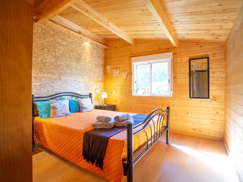 Moradia T3 , Moradia T2 e Moradia T3+2 com piscina, terreno, garagem r alojamento Local Gois - Image 41