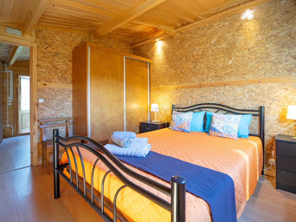 Moradia T3 , Moradia T2 e Moradia T3+2 com piscina, terreno, garagem r alojamento Local Gois - Image 42