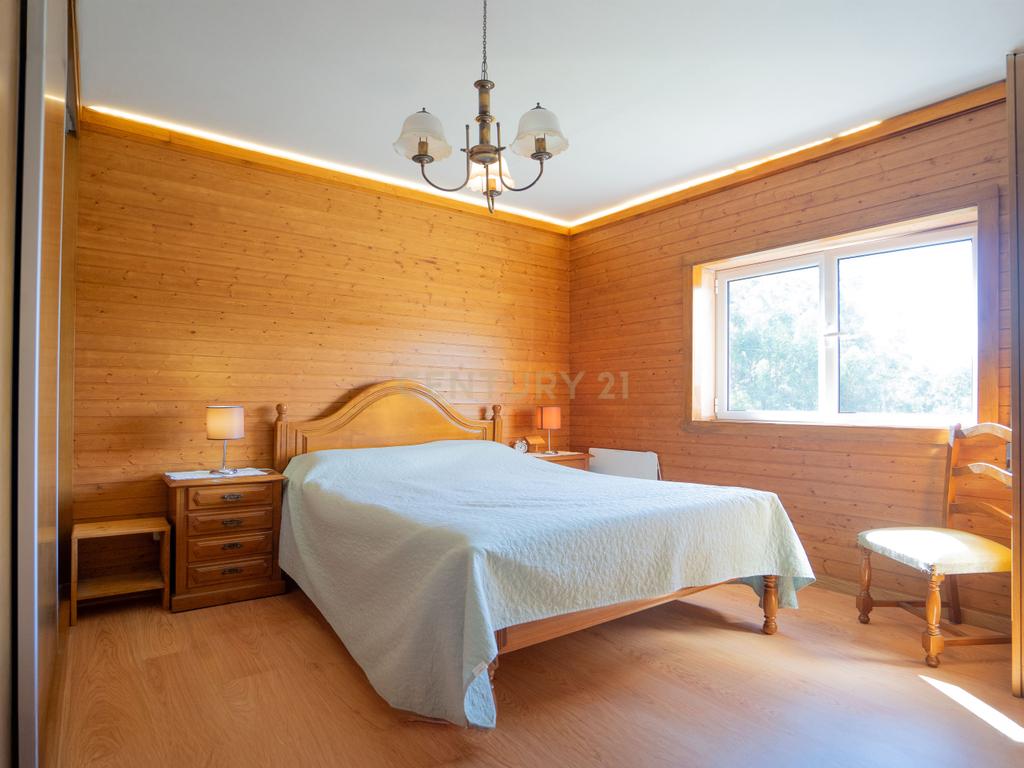 Moradia T3 , Moradia T2 e Moradia T3+2 com piscina, terreno, garagem r alojamento Local Gois - Image 48