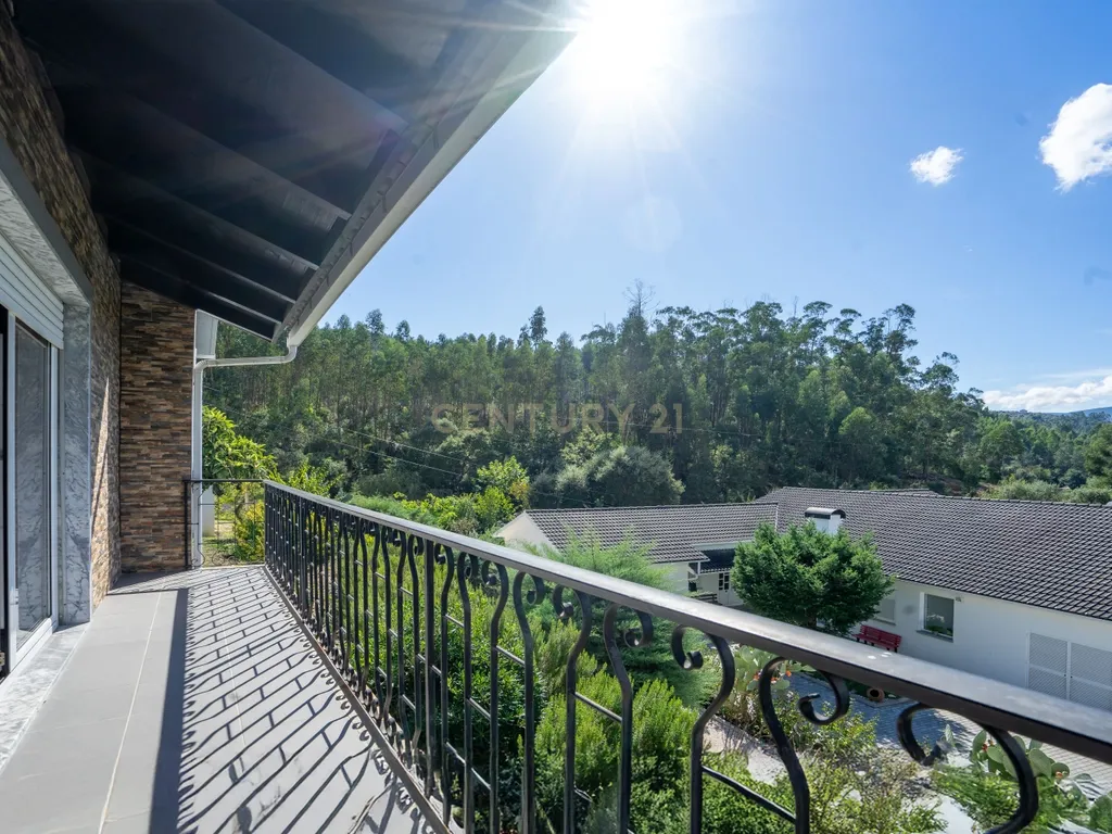 Moradia T3 , Moradia T2 e Moradia T3+2 com piscina, terreno, garagem r alojamento Local Gois - Image 53