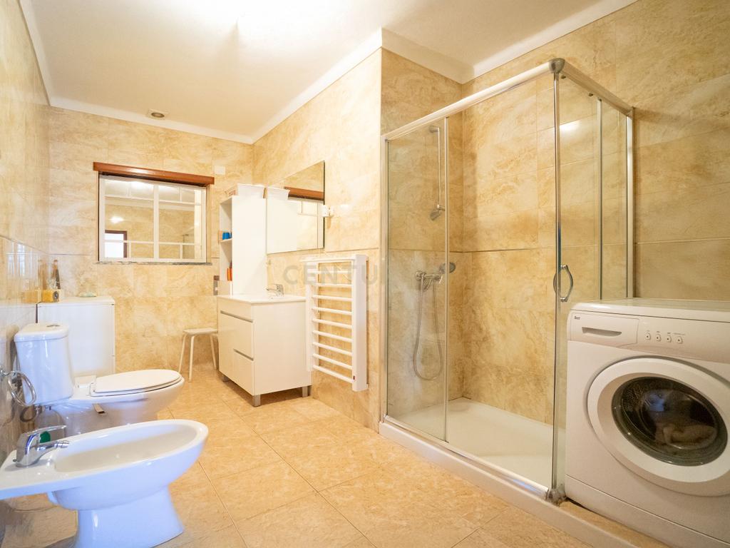 Moradia T3 , Moradia T2 e Moradia T3+2 com piscina, terreno, garagem r alojamento Local Gois - Image 61