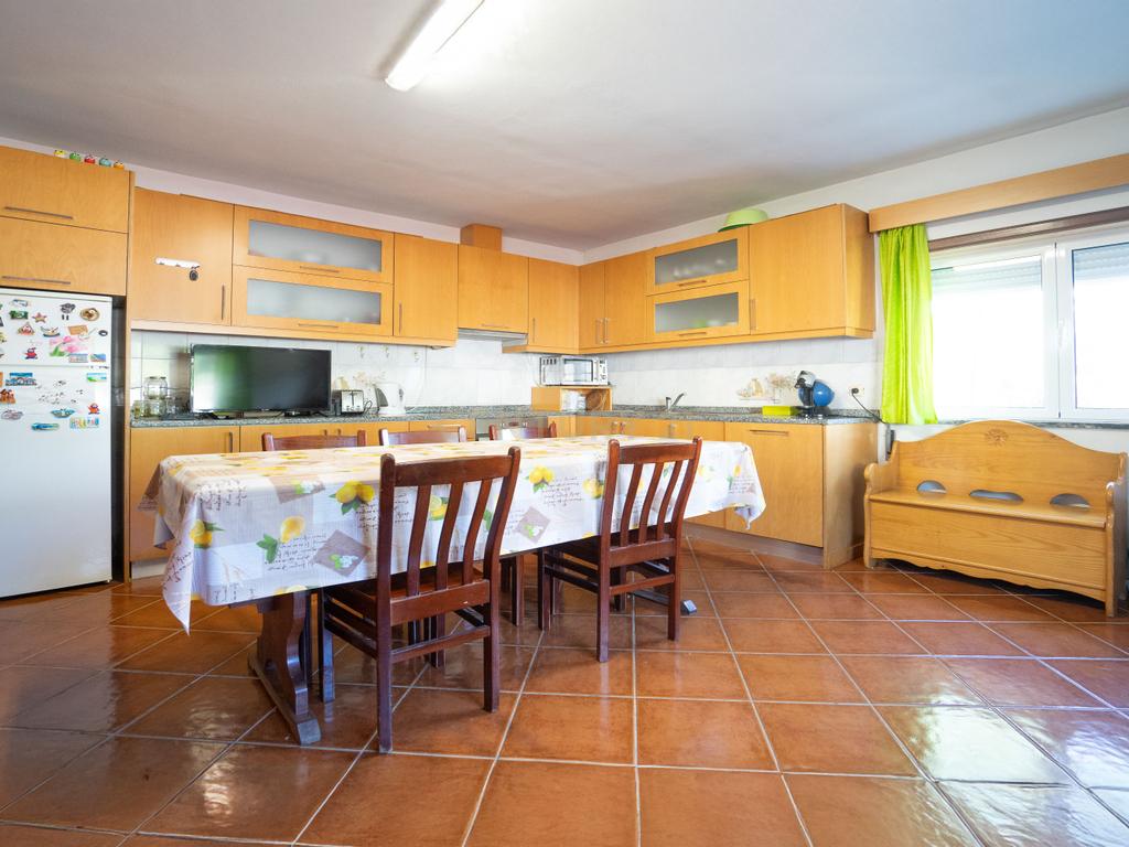 Moradia T3 , Moradia T2 e Moradia T3+2 com piscina, terreno, garagem r alojamento Local Gois - Image 79