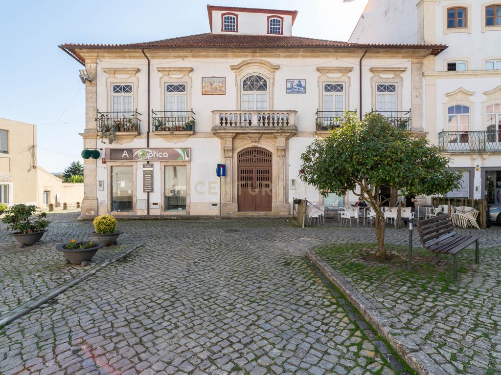 Palacete em Soure - Image 2