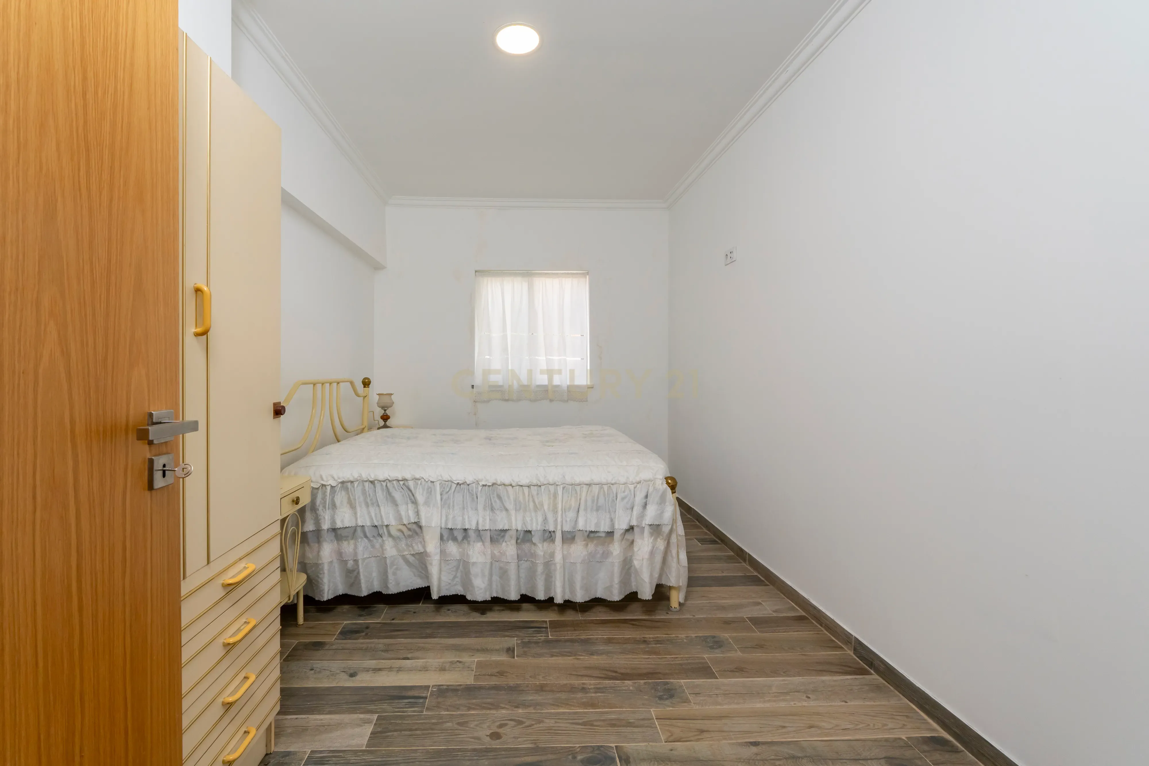 Moradia com Amplo Terreno em Alenquer - Oportunidade Única! - Image 12
