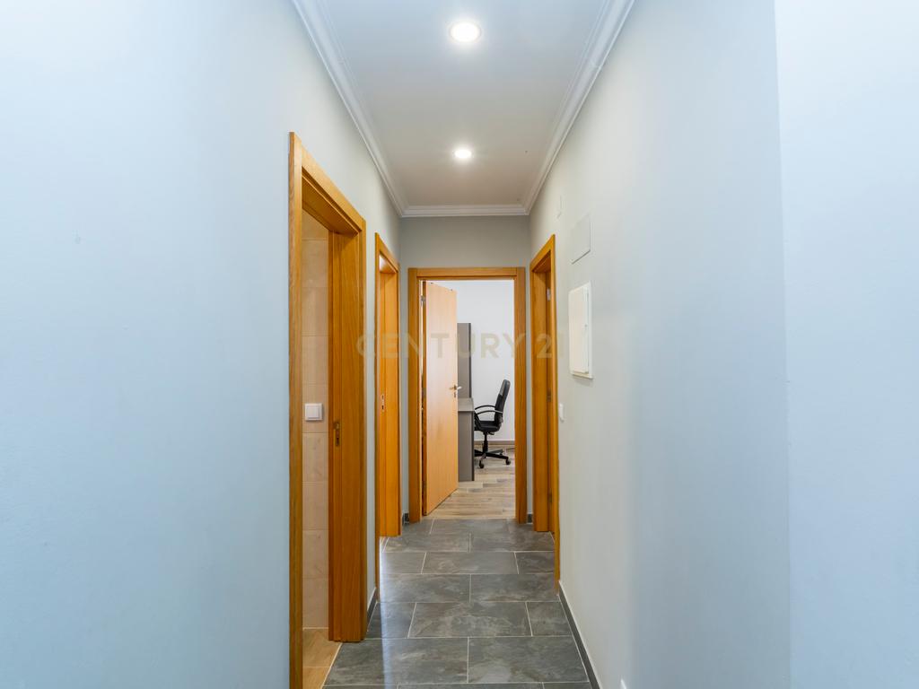 Moradia com Amplo Terreno em Alenquer - Oportunidade Única! - Image 22