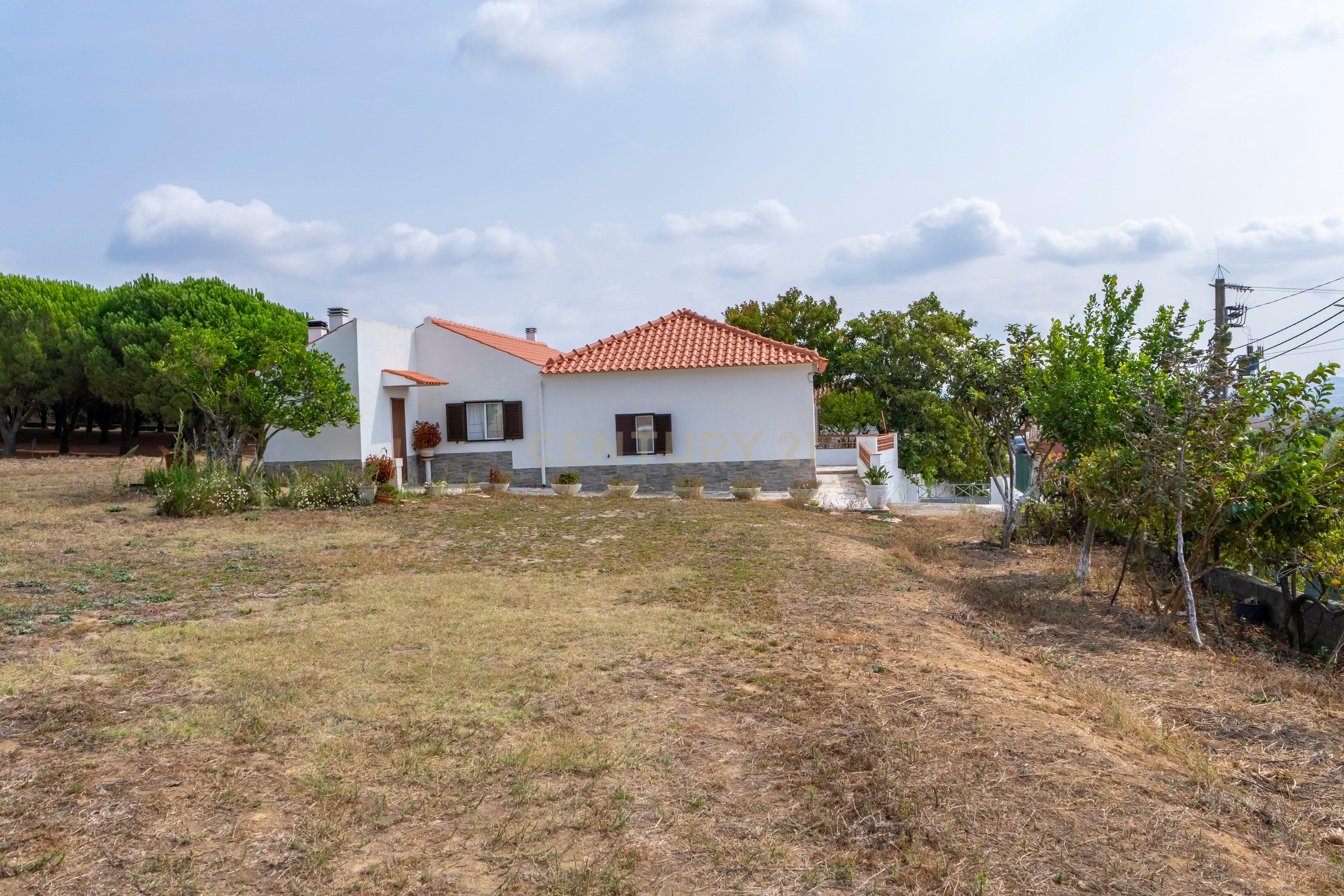 Moradia com Amplo Terreno em Alenquer - Oportunidade Única! - Image 39