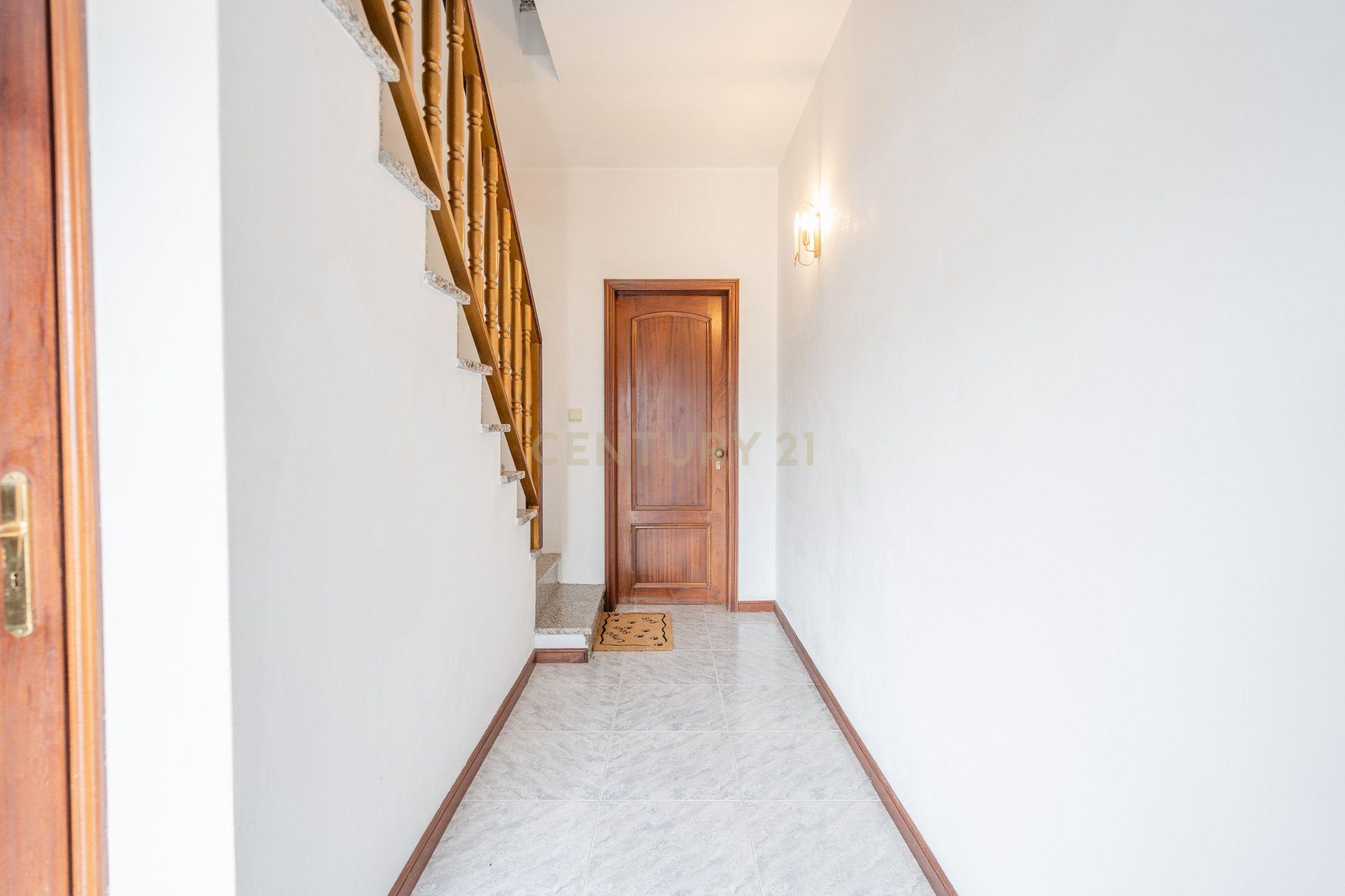 Imponente Moradia com 8 quartos, construída em pedra, situada em Prozelo, Arcos de Valdevez - Image 44