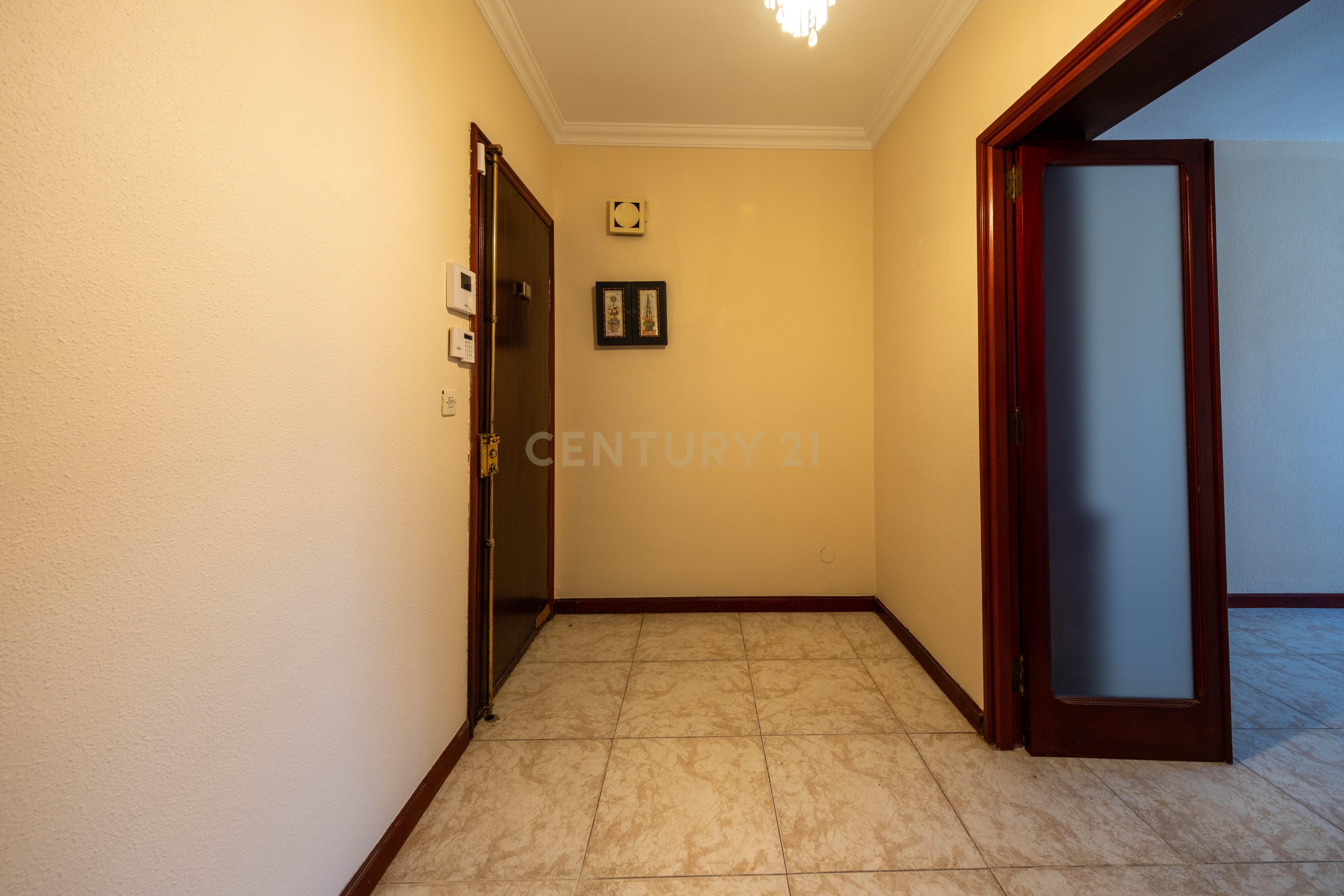 undefined - Image 9