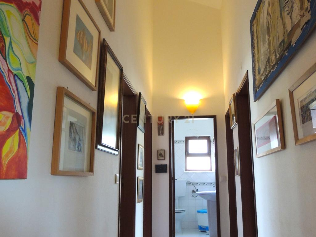 Quinta perto do Mar e de Aljezur, T3 mais uma ruina, com grande potential em Aljezur-Algarve - Image 17