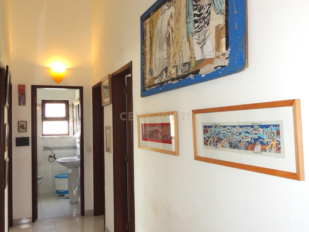 Quinta perto do Mar e de Aljezur, T3 mais uma ruina, com grande potential em Aljezur-Algarve - Image 20