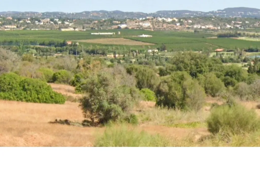 Terreno com vista panorâmica para o Golfe Amendoeiras - Image 3