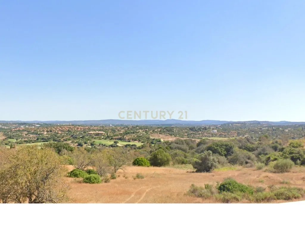 Terreno com vista panorâmica para o Golfe Amendoeiras - Image 4