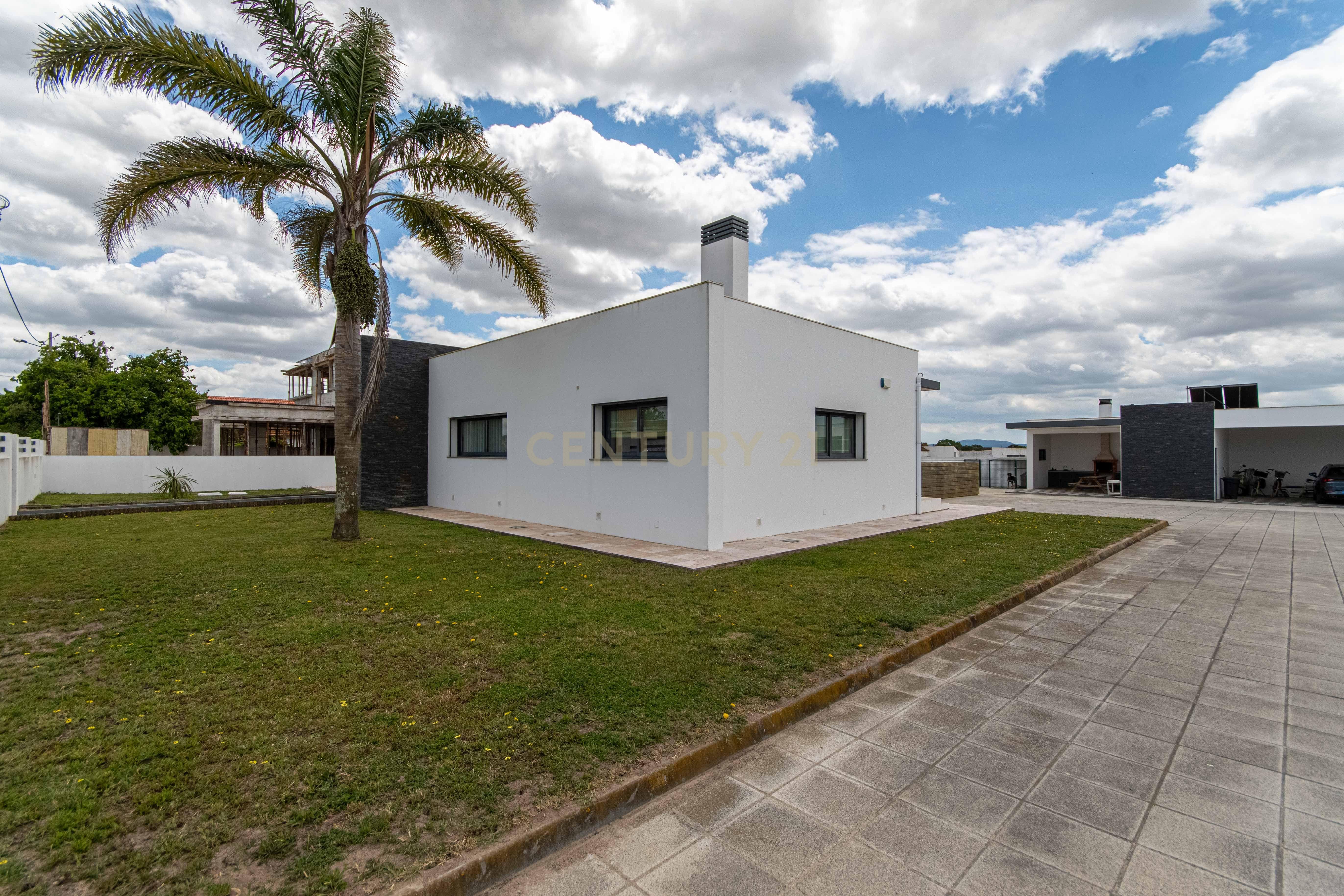 Moradia Térrea T4 no Montijo — Isolada, Moderna e com Piscina - Image 37