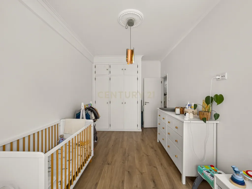 T3 Remodelado em Belas| O equilíbrio perfeito entre conforto, tranquilidade e localização - Image 17