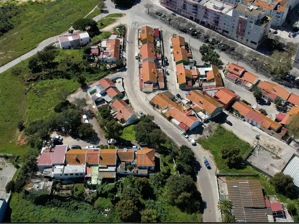 Moradia T3 em Setúbal: Perto da Praia e da Natureza - Image 48