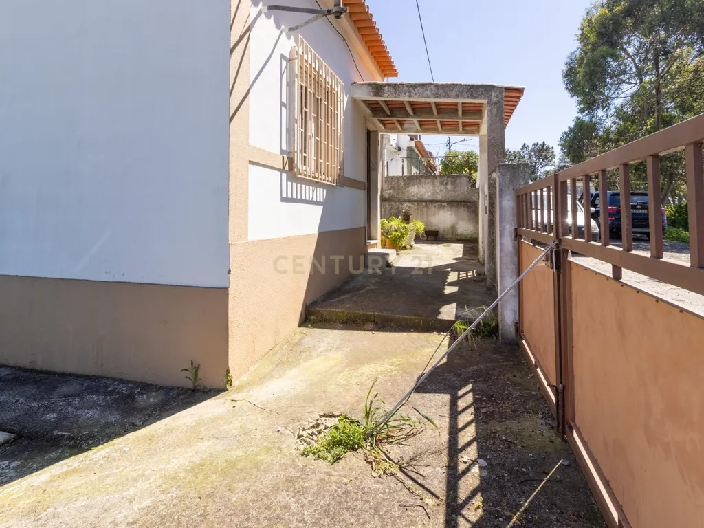Moradia T3 em Setúbal: Perto da Praia e da Natureza - Image 37