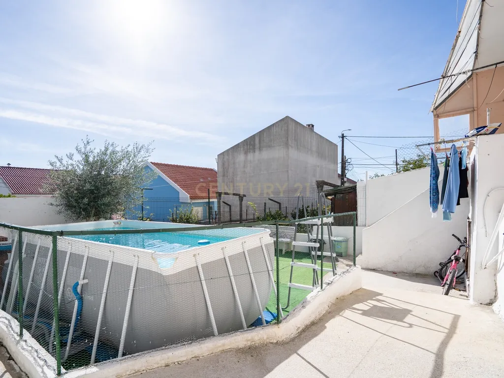 Moradia T5 em Casal de Cambra, Sintra - Oportunidade Única! - Image 19