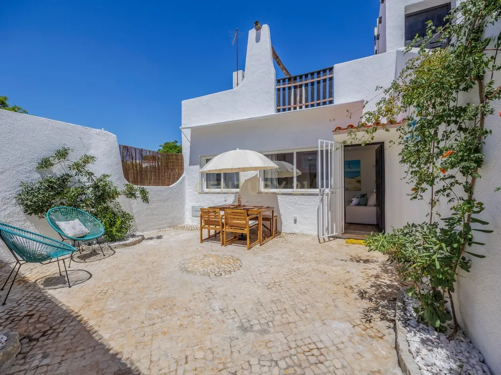 Apartamento Renovado T1 em Quarteira, Loulé - Oportunidade Única! - Image 19