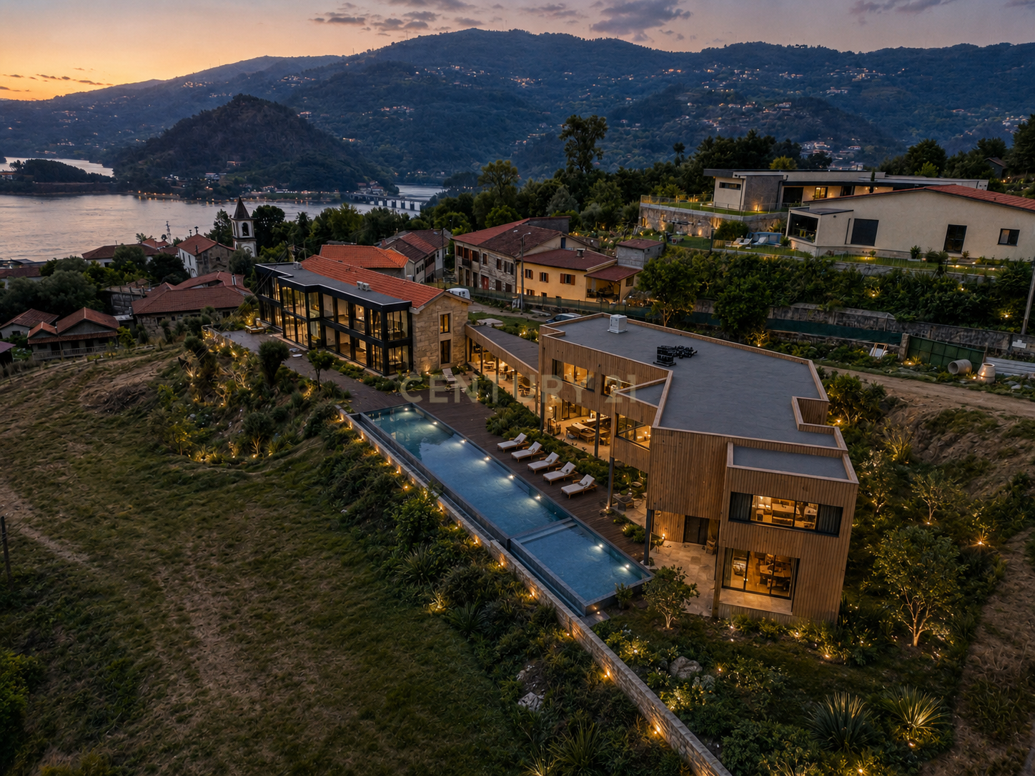 Empreendimento / Hotel Turístico no rio caldo-Gerês, vistas rio.