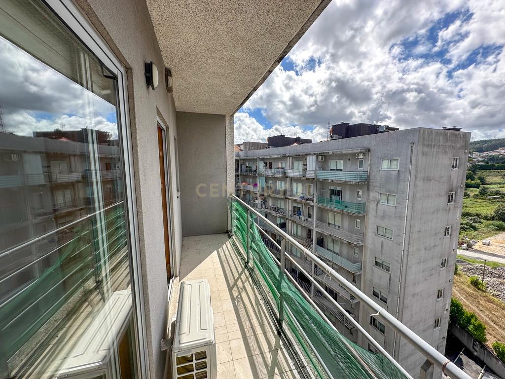 T2 ultimo piso junto ao centro- paredes - Image 33