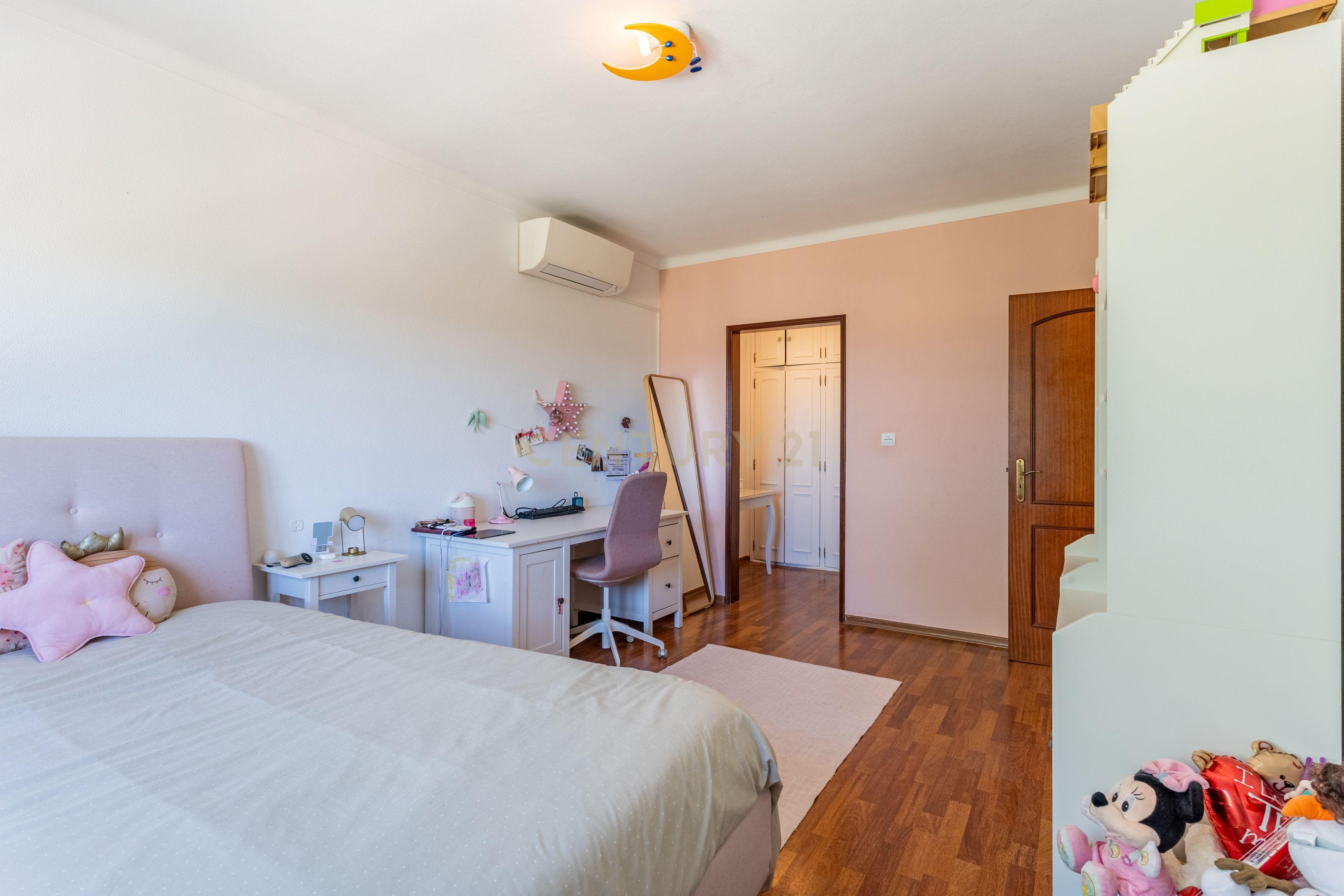 Fotografia 12 de A moradia T5 que procurava em Cabanas, Quinta do Anjo!
