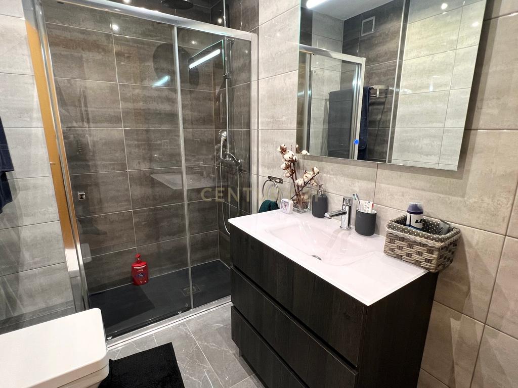 Apartamento T5 na Encosta do Sol em Caldas da Rainha, Luminosidade, espaço e conforto - Image 14