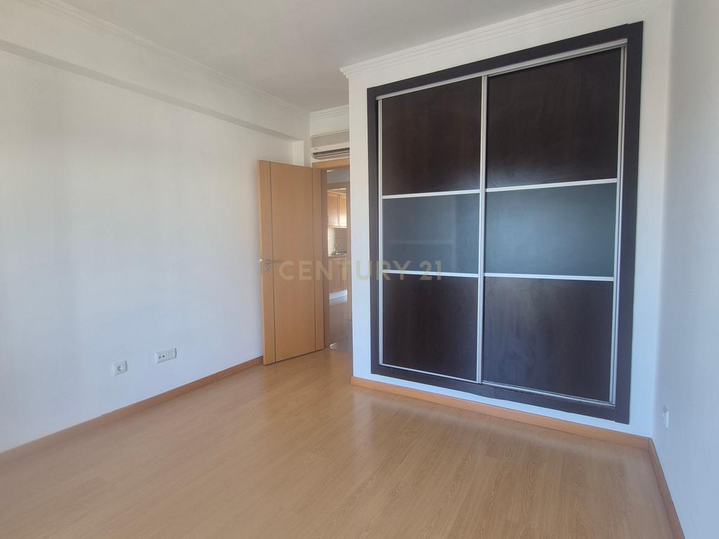 Apartamento T2 Quinta do Conde - Image 7