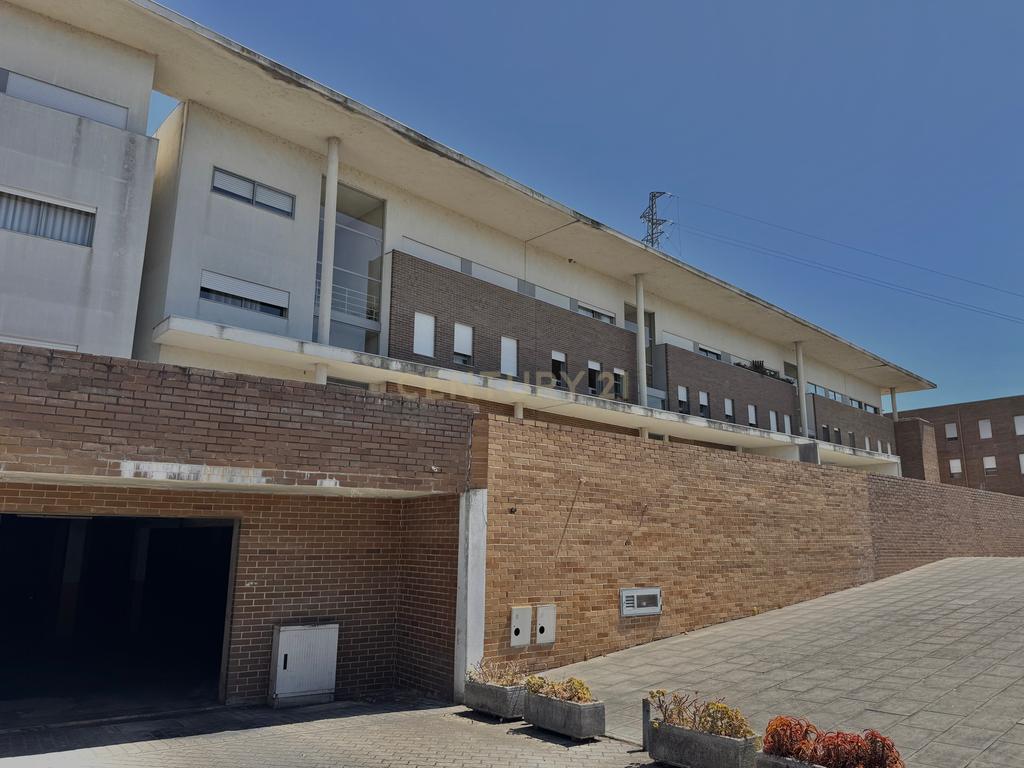 Excelente T3 com garagem em Santo Tirso - Image 32