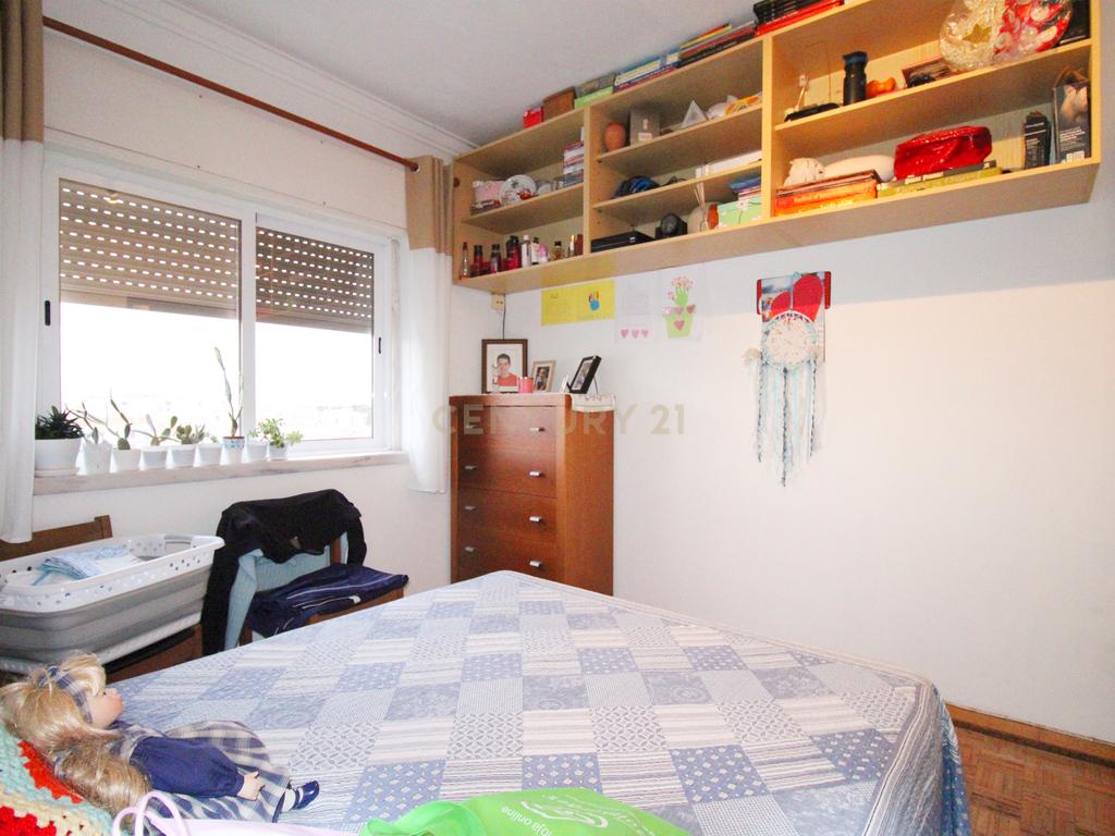 Apartamento T2+1 em Amora - Image 12
