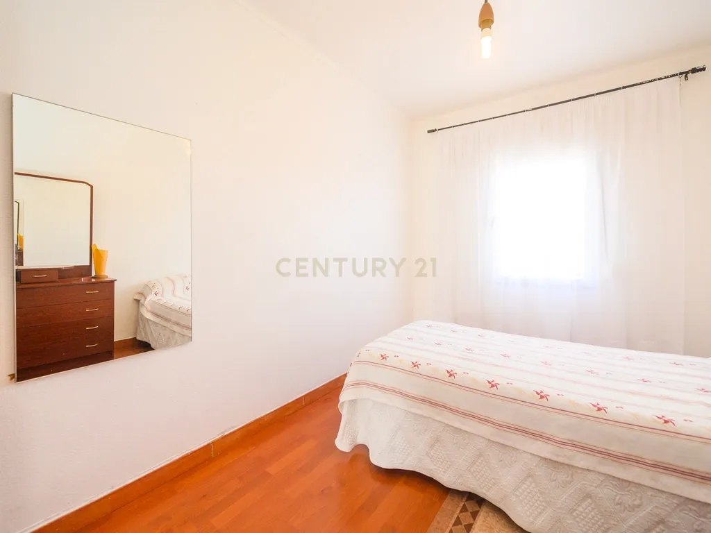 T4 em Mira-Sintra com 100 m², muita luz natural e excelente tranquilidade - Image 25