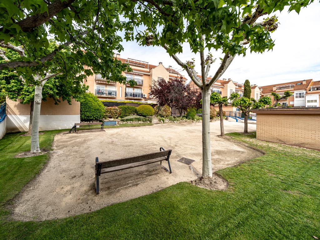 Apartamento de Luxo com Terraço em Comunidade Fechada - Madrid - Image 5