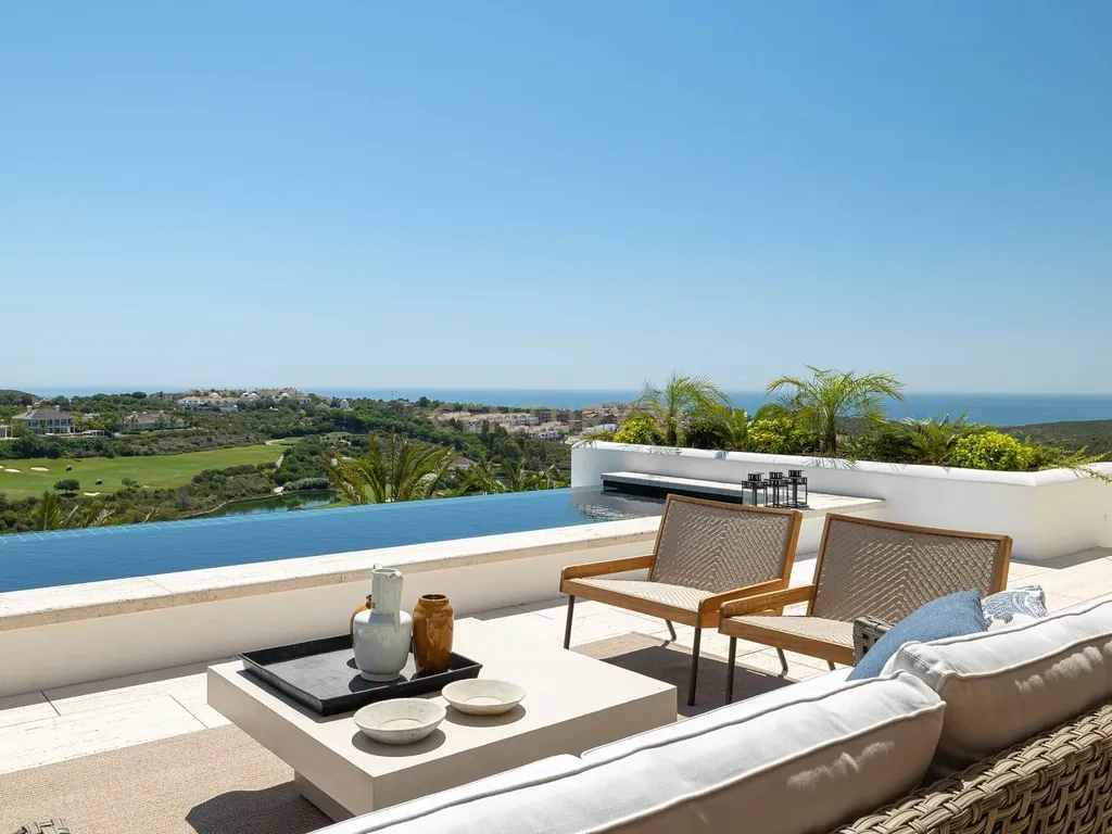 Luxo em Primeira Linha de Golfe no Coração da Costa del Sol - Image 17