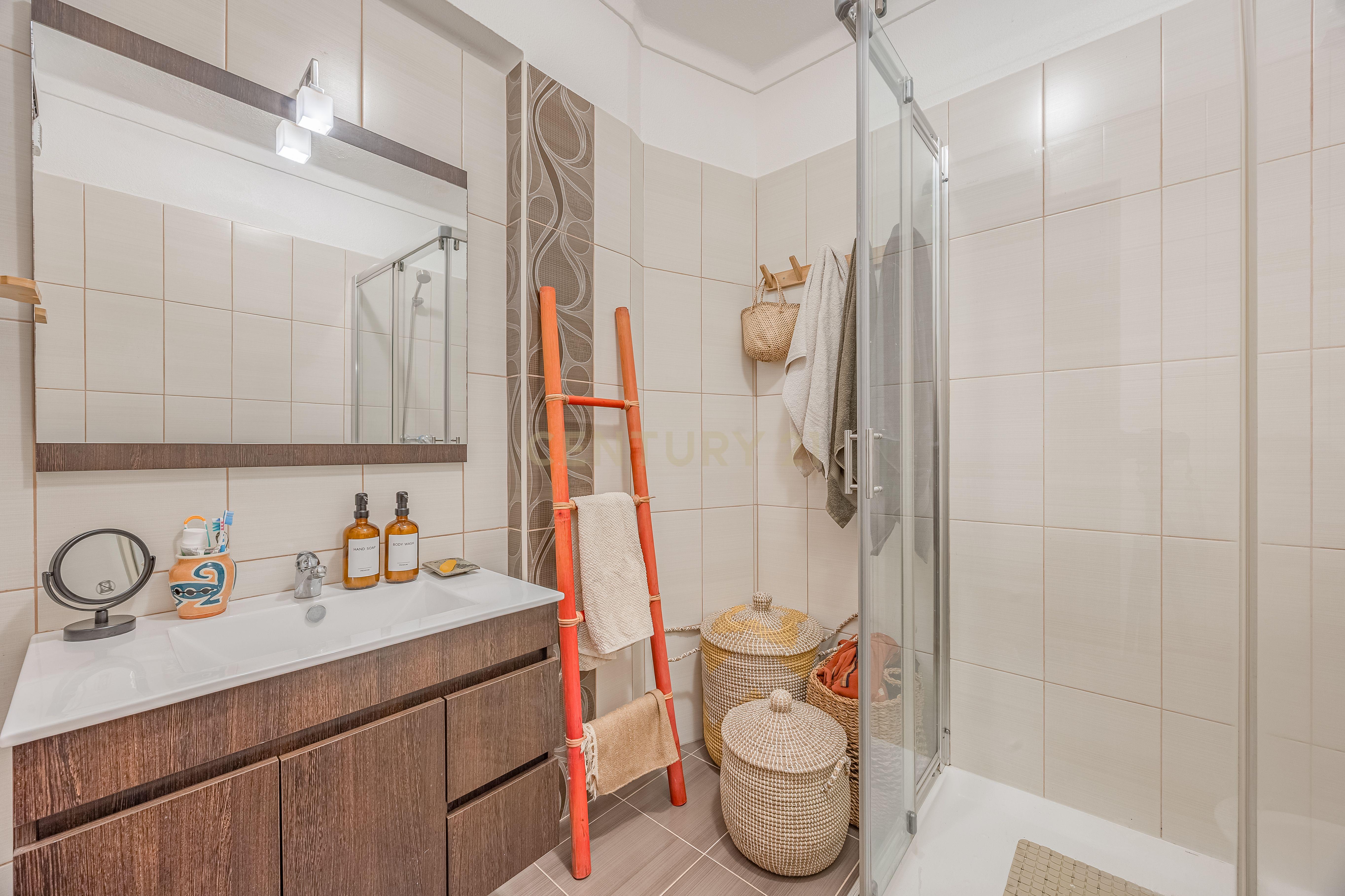 Fotografia 7 de Apartamento T3 com 2 WC, Arrecadação e Terraço com Vista Mar | Ameijeira, Lagos
