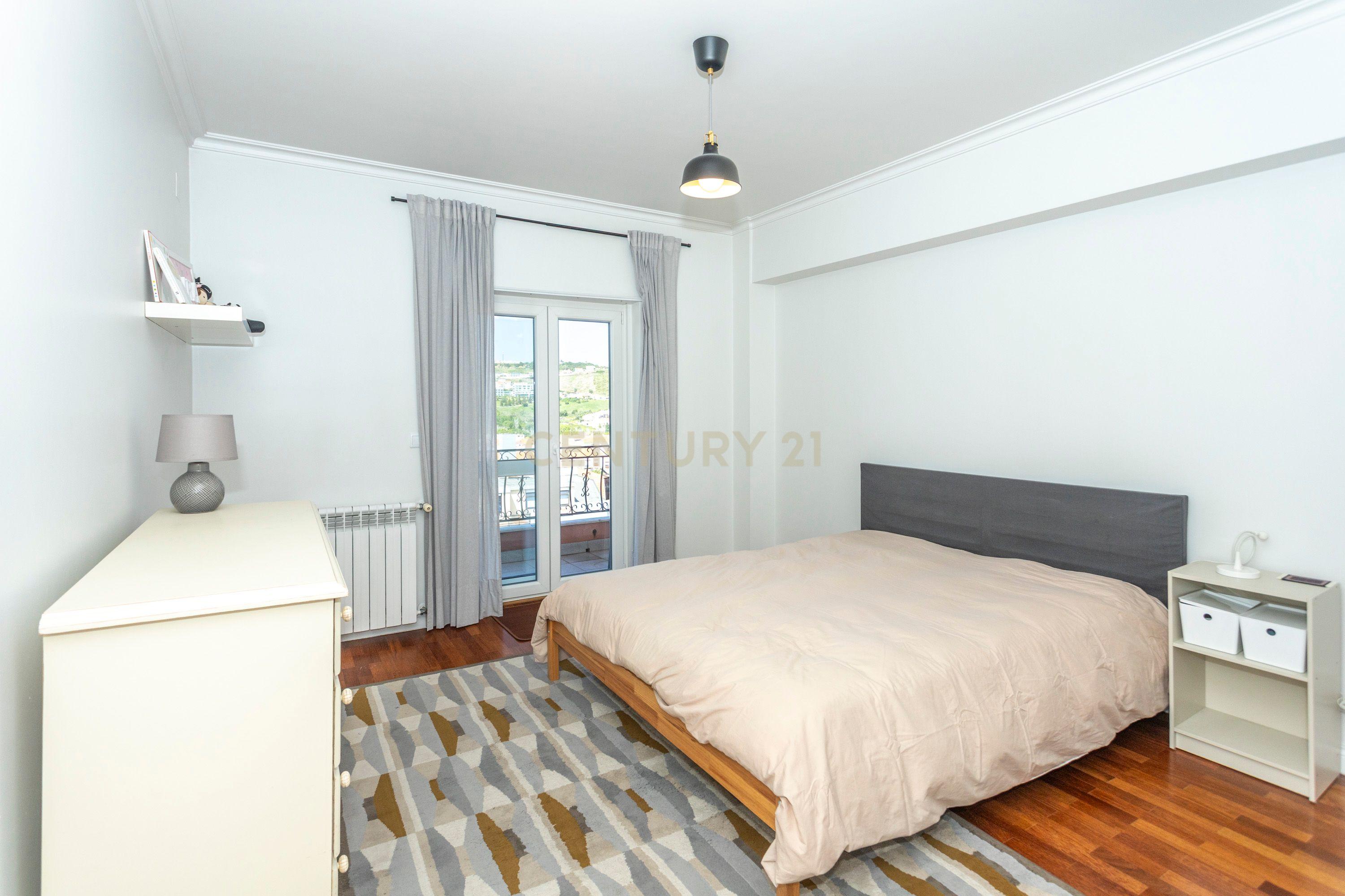 Apartamento T3 c/ Box - Centro de Torres Vedras - Image 19