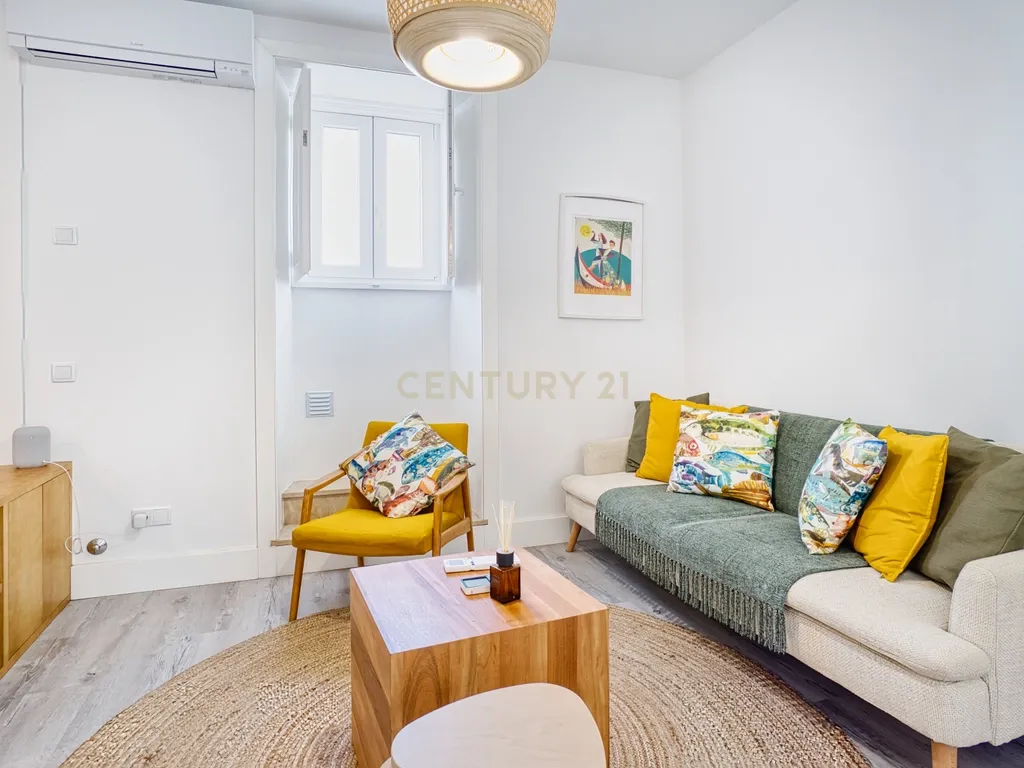 Apartamento Renovado T2 em Nazaré - Image 15