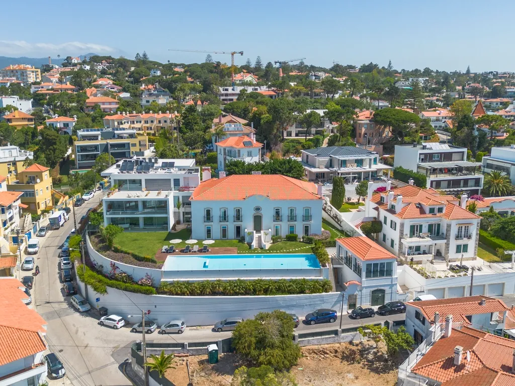 Apartamento T4 com Vista Mar em Condomínio Privado – Monte Estoril - Image 43