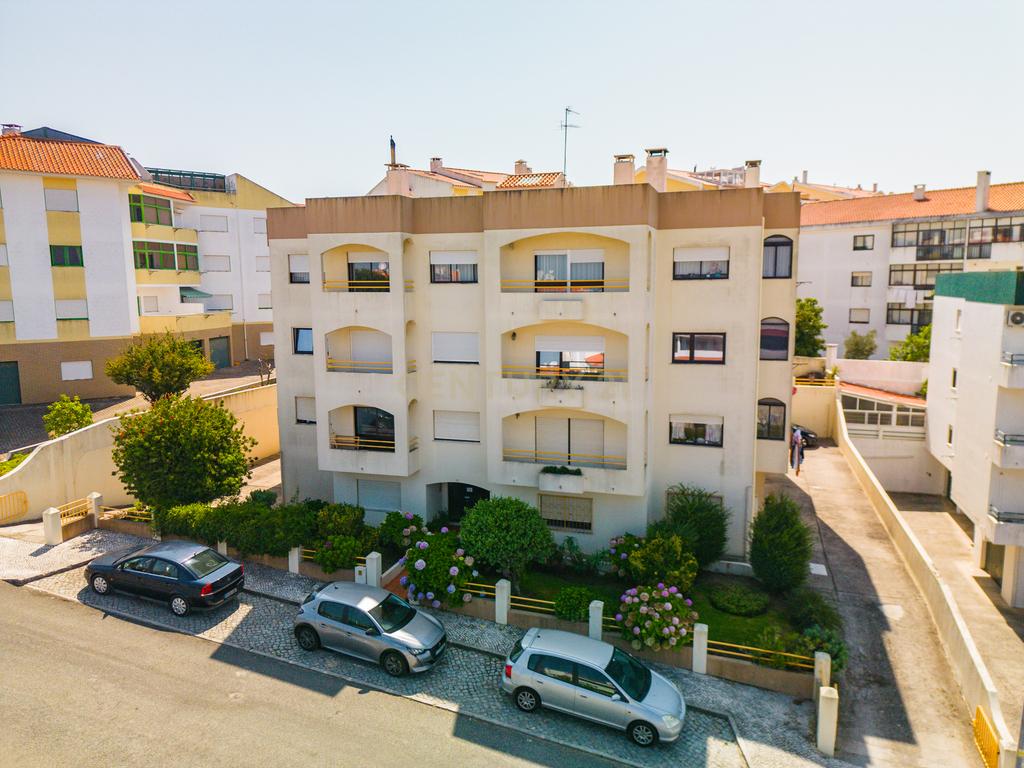 Apartamento Duplex T3+2 com Garagem Box - Image 34