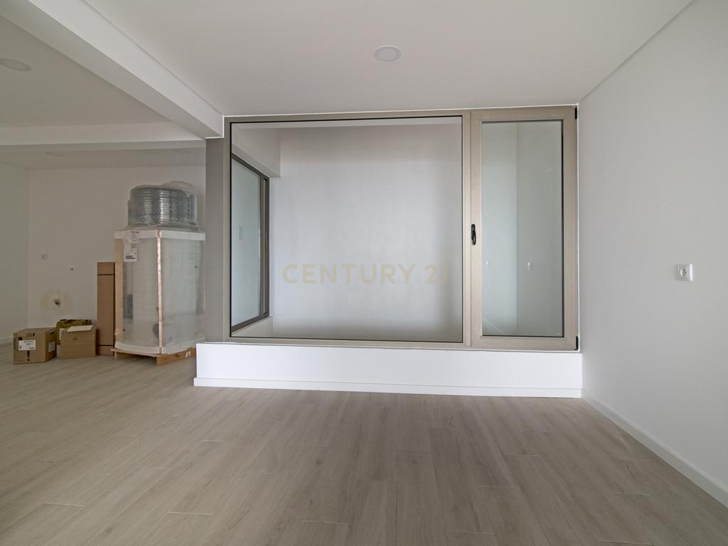 Condomínio Villas d’Ouro – Exclusividade e Conforto no Coração de Sesimbra - Image 53