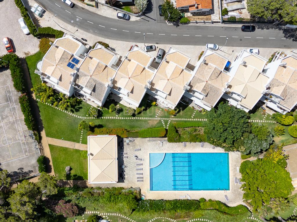 Moradia em Banda T5 | Murches – Cascais - Image 9