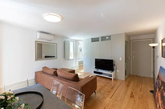 Apartamento T1 de charme com jardim no centro do Porto - Image 16