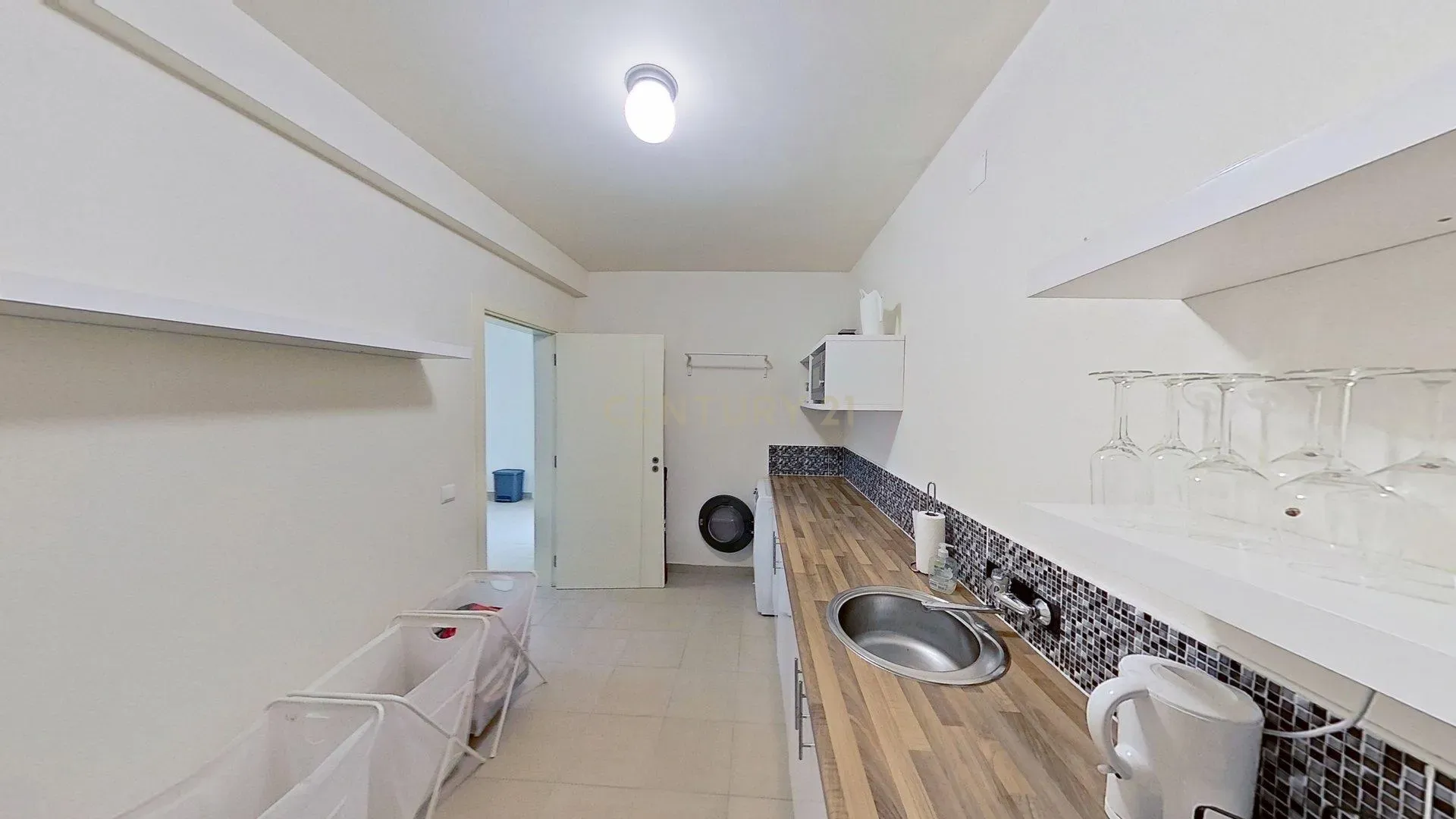 Moradia T3+1 em Alenquer com Vista Panorâmica e Piscina - Image 12